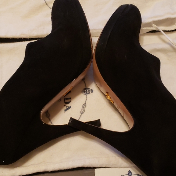 Prada black ⚫ Suede heels - Picture 9 of 11